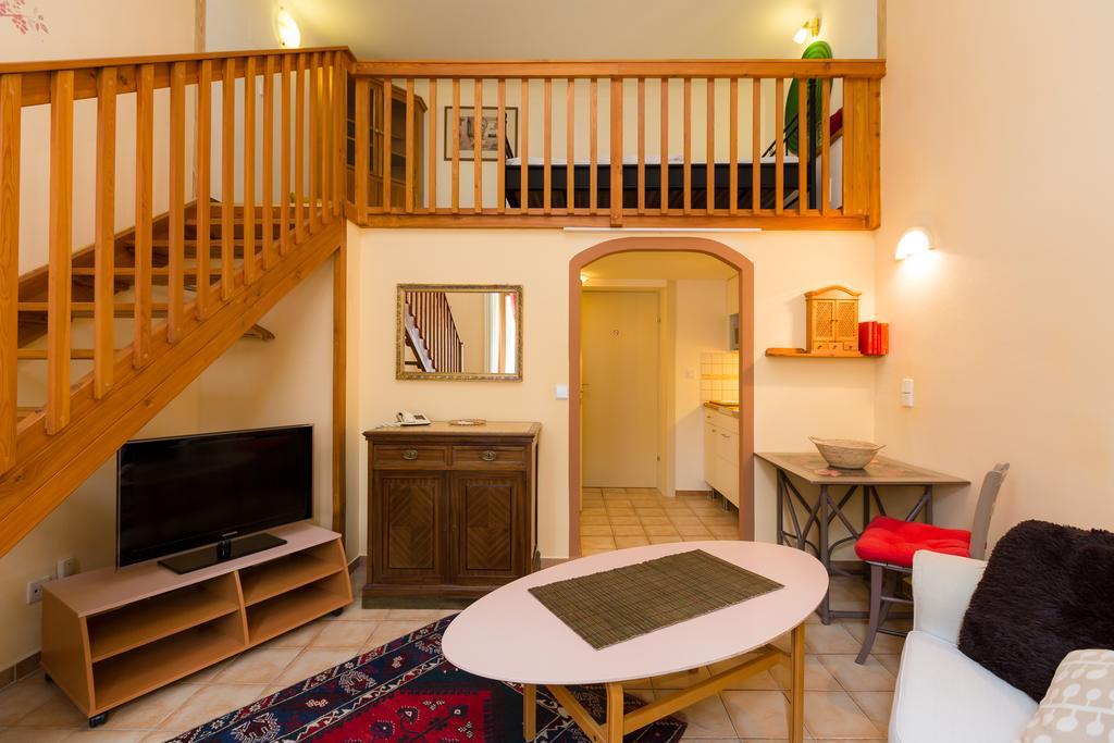Appartementhaus Witzmann Bad Voeslau Extérieur photo
